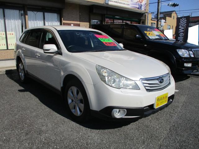 レガシィアウトバック ２．５ｉアイサイト　４ＷＤ　１７ＡＷ　純正セキュリティー　パドルシフト　バックカメラ　キーレス　ＨＩＤヘッドランプ　ＥＴＣ　ＳＩ－ＤＲＩＶＥ　クルーズコントロール　取説　リアフォグライト　ＤＶＤ　ＣＤ　Ｂｌｕｅｔｏｏｔｈ（6枚目）