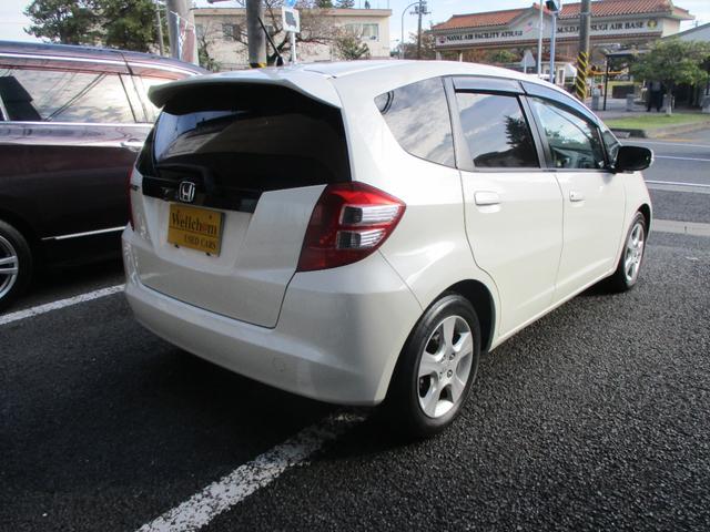 フィット G 15インチアルミ HIDヘッドランプ フォグランプ ETC DVD CD 純正セキュリティー SDナビ バックカメラ リアスポイラー(8枚目)