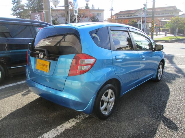 フィット G 14インチアルミ ETC SD DVD CD 取扱説明書 メンテナンスノート 純正セキュリティー キーレスエントリー ドアミラーウィンカー(8枚目)