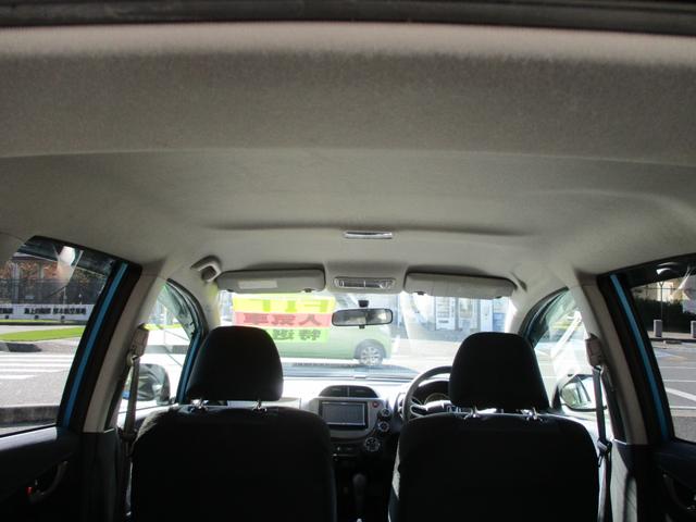 フィット G 14インチアルミ ETC SD DVD CD 取扱説明書 メンテナンスノート 純正セキュリティー キーレスエントリー ドアミラーウィンカー(26枚目)