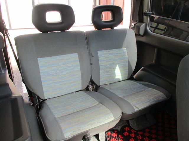 ジムニー ワイルドウインド　４ＷＤ　１６ＡＷ　タイヤ新品　スロットルボディ新品　社外イカリングヘッドライト　ルーフラック　縞鋼板サイドパネル　３インチリフトＵＰ　社外ステアリング　ＬＥＤテールランプ　縞鋼板タンクカバー　ＥＴＣ（14枚目）