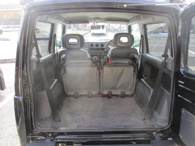 ジムニー ワイルドウインド　４ＷＤ　１６ＡＷ　タイヤ新品　スロットルボディ新品　社外イカリングヘッドライト　ルーフラック　縞鋼板サイドパネル　３インチリフトＵＰ　社外ステアリング　ＬＥＤテールランプ　縞鋼板タンクカバー　ＥＴＣ（25枚目）