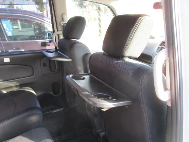 セレナ ハイウェイスターG S-ハイブリッド(15枚目)