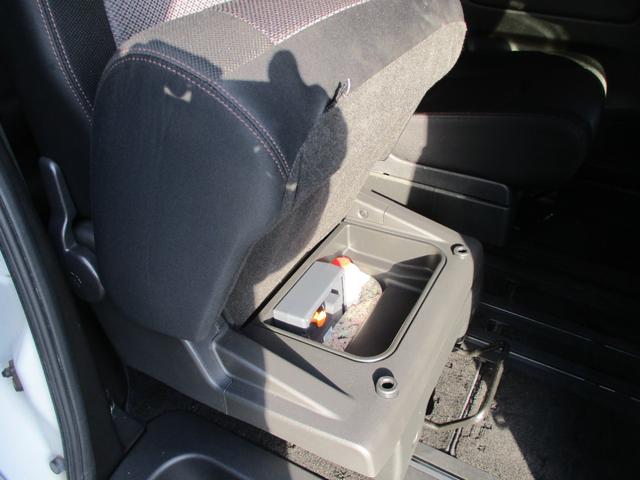 セレナ ハイウェイスターG S-ハイブリッド(17枚目)