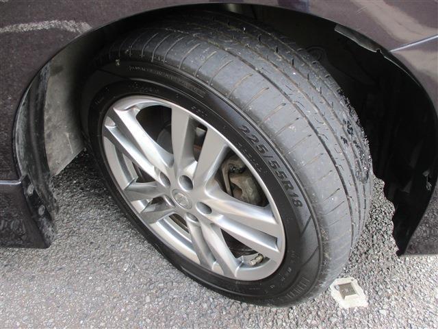 エルグランド ３５０ハイウェイスター　１８ＡＷ　ＥＴＣ　ＨＩＤヘッドランプ　フォグ　両側パワースライド　ドア　バックカメラ　サンシェード　ＣＬＥＡＮ　取説　ハーフレザーシート　ＨＤＤナビ　Ｂｌｕｅｔｏｏｔｈ　ｎｉｓｕｍｏマフラー（3枚目）