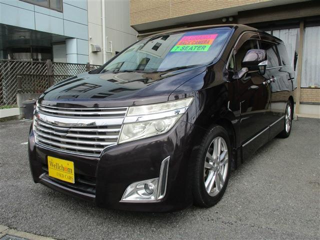 エルグランド ３５０ハイウェイスター　１８ＡＷ　ＥＴＣ　ＨＩＤヘッドランプ　フォグ　両側パワースライド　ドア　バックカメラ　サンシェード　ＣＬＥＡＮ　取説　ハーフレザーシート　ＨＤＤナビ　Ｂｌｕｅｔｏｏｔｈ　ｎｉｓｕｍｏマフラー（5枚目）