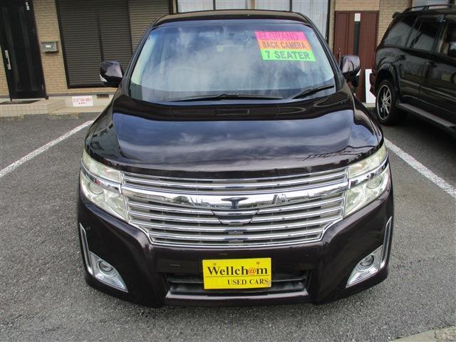 エルグランド ３５０ハイウェイスター　１８ＡＷ　ＥＴＣ　ＨＩＤヘッドランプ　フォグ　両側パワースライド　ドア　バックカメラ　サンシェード　ＣＬＥＡＮ　取説　ハーフレザーシート　ＨＤＤナビ　Ｂｌｕｅｔｏｏｔｈ　ｎｉｓｕｍｏマフラー（6枚目）