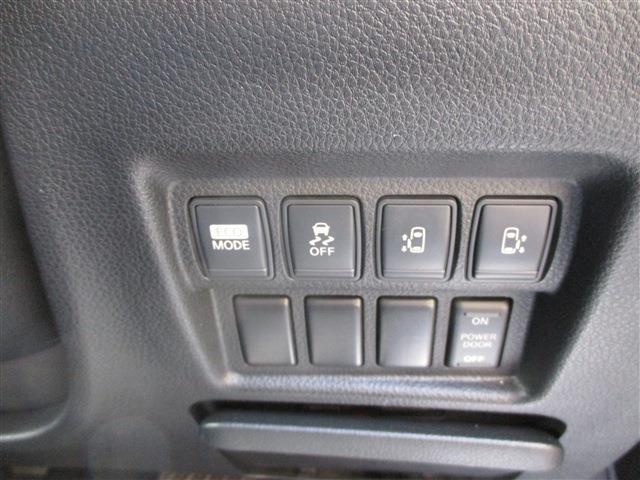 エルグランド ３５０ハイウェイスター　１８ＡＷ　ＥＴＣ　ＨＩＤヘッドランプ　フォグ　両側パワースライド　ドア　バックカメラ　サンシェード　ＣＬＥＡＮ　取説　ハーフレザーシート　ＨＤＤナビ　Ｂｌｕｅｔｏｏｔｈ　ｎｉｓｕｍｏマフラー（27枚目）