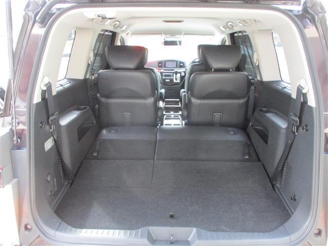 エルグランド ３５０ハイウェイスター　１８ＡＷ　ＥＴＣ　ＨＩＤヘッドランプ　フォグ　両側パワースライド　ドア　バックカメラ　サンシェード　ＣＬＥＡＮ　取説　ハーフレザーシート　ＨＤＤナビ　Ｂｌｕｅｔｏｏｔｈ　ｎｉｓｕｍｏマフラー（37枚目）