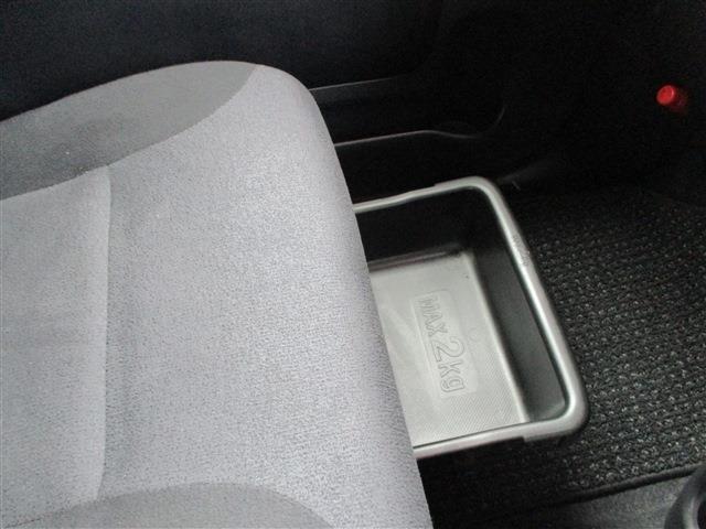 ムーヴキャンバス Ｌ　ＡＵＴＯ　ＳＴＯＰ　ＵＳＢ　ＣＤ　ＤＶＤ　取説　メンテナンスノート　キーレス　両側スライド　ドア　ハロゲンヘッドランプ（20枚目）