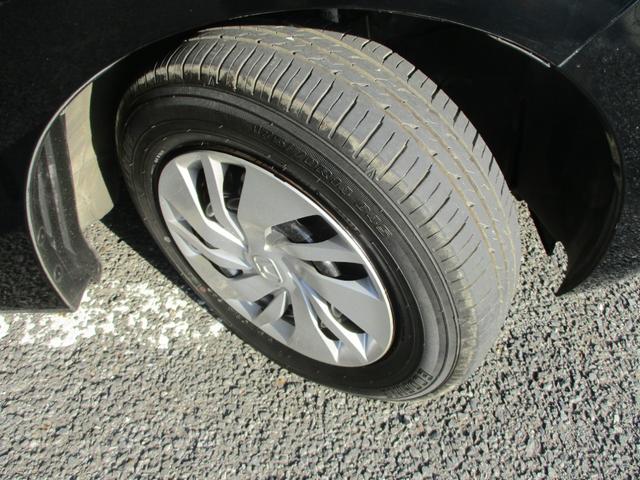 フィット 13G・Fパッケージ ETC バックカメラ ワンセグTV ステアリングスイッチ ドライブレコーダー 取説 メンテナンスノート Bluetooth DVD CD キーレス(2枚目)