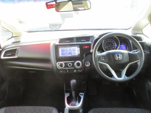 フィット 13G・Fパッケージ ETC バックカメラ ワンセグTV ステアリングスイッチ ドライブレコーダー 取説 メンテナンスノート Bluetooth DVD CD キーレス(12枚目)