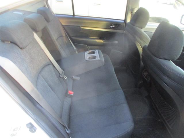 レガシィB4 2.5iアイサイト 4WD 17AW HIDヘッドランプ フォグ Rフォグ パドシフト クルーズコントロール フルセグTV 取説 メンテナンスノート バックカメラ ETC キーレス Bluetooth SDナビ(13枚目)