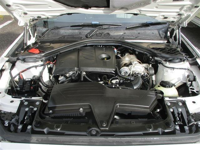 １シリーズ １１６ｉ　スタイル　１６ＡＷ　ＥＴＣ　取説　メンテナンスノート　キーレス　レーン外れセンサー　ドライブレコーダー　前後　ＡＵＴＯライト　ＳＰＯＲＴＭＯＤＥ　ＨＩＤヘッドランプ　Ｆフォグ　Ｒフォグ　ＨＤＤナビ　ＣＤ（4枚目）