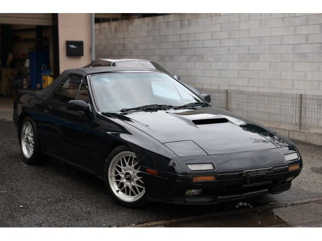サバンナＲＸ－７ カブリオレ　稀少カラー／純正５速／実走行／ＥＣＵチューン／フジツボマフラー／クスコタワーバー／ローダウン／ＢＢＳ１７インチ／オープン動作ＯＫ／エアコン修理済み／キャメルレザーシート＆ヘッドレストスピーカー（3枚目）