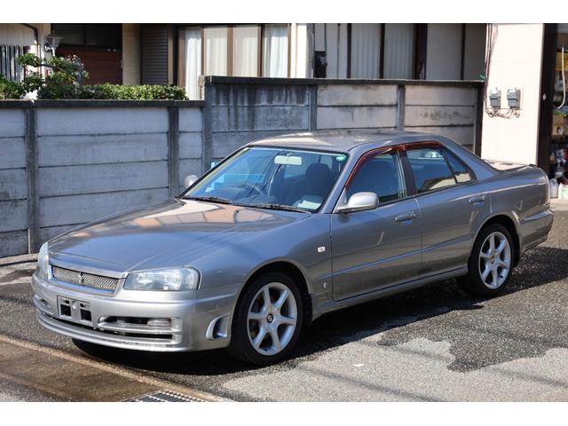 スカイライン ２５ＧＴターボ　ＲＢ２５ＤＥＴターボエンジン搭載モデル／フルノーマル／実走行／純正ＨＩＤヘッドライト／対抗キャリパー／リヤ軽修復有／カスタムベース（18枚目）