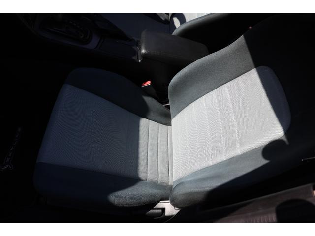 スカイライン ２５ＧＴターボ　ＲＢ２５ＤＥＴターボエンジン搭載モデル／フルノーマル／実走行／純正ＨＩＤヘッドライト／対抗キャリパー／リヤ軽修復有／カスタムベース（40枚目）