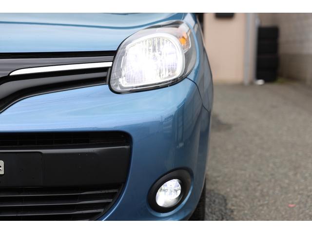 カングー ゼン　１．２リッターターボエンジン、ＥＤＣ搭載モデル／両側スライドドア／ルーフレール／フルセグナビ／バックカメラ／ＥＴＣ／ドライブレコーダー／ＬＥＤヘッドライト／ＲＶランド社製専用ベッドＫＩＴ／（7枚目）