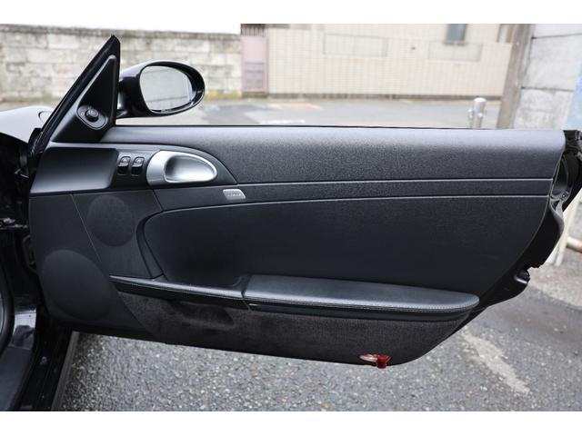 ボクスター ボクスターＳ　ボクスターＳ（２名）スポーツクロノ／ティプトロニック／右ハンドル／シートヒーター／ＥＴＣ／バックカメラ／純正１８アルミホイールブラック塗装（31枚目）