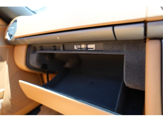 ボクスター ボクスター　２．７ティプトロニック／電動ＯＰ／シートヒーター／パワーシート／ハーフレザー／ケンウッドフルセグナビ／Ｂｌｕｅｔｏｏｔｈ／バックカメラ／ＥＴＣ／スペアキー／記録簿（46枚目）