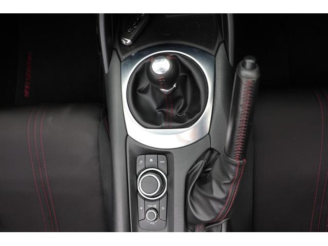 ロードスター Ｓスペシャルパッケージ　ユーザー買取／元ディーラー認定中古車／セーフティパッケージ／シートヒーター／６速ＭＴ／オーリンズフルタップ車高調／２５年製造ヨコハマネオバ／スペアキー／取説／記録簿（33枚目）