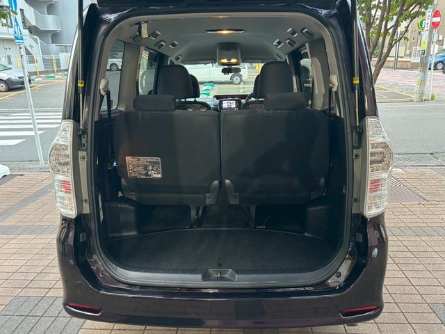 ヴォクシー ＺＳ　煌ＩＩ（12枚目）