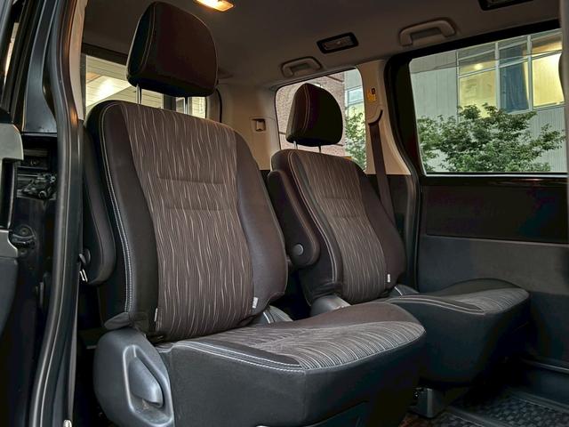 ヴォクシー ＺＳ　煌ＩＩ（36枚目）