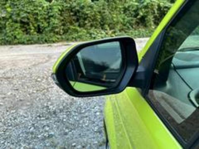 ミラーの視覚が広いので、狭い場所での駐車やバック走行も余裕を持って運転できます！【スペイド】