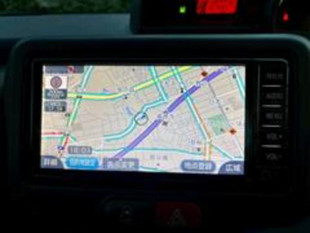 ドライブを快適にする機能が充実！見やすい画面のカーナビゲーションを搭載しており、初めての場所でも安心して運転できます。【スペイド】