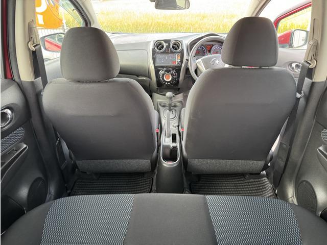 ノート Ｘ　Ｖセレクション＋セーフティ　ナビテレビ　運転席助手席エアバック　アイドリングストップ　キーレスエントリー　衝突安全ボディ　盗難防止システム　踏み間違い防止アシスト　横滑り防止機能　エアバッグ　ＡＢＳ　ＡＡＣ　パワーウィンドウ（28枚目）