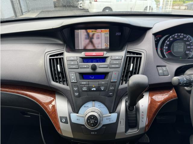 オデッセイ Ｍエアロパッケージ　ナビテレビ　車高調　社外アルミホイール　パワーステアリング　パワーウィンドウ　ダブルエアコン　運転席助手席エアバッグ　ＡＢＳ　横滑り防止装置　キーフリー　フルフラット　衝突安全ボディ（5枚目）