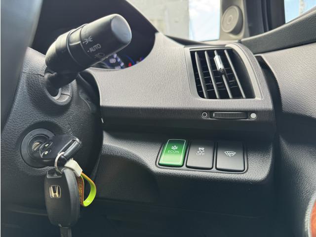 オデッセイ Ｍエアロパッケージ　ナビテレビ　車高調　社外アルミホイール　パワーステアリング　パワーウィンドウ　ダブルエアコン　運転席助手席エアバッグ　ＡＢＳ　横滑り防止装置　キーフリー　フルフラット　衝突安全ボディ（49枚目）