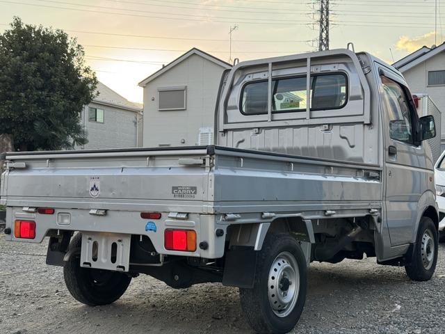 キャリイトラック ＫＣエアコン・パワステ　ＰＳ　５速フロアミッション　あおりプロテクター　荷台ゴムマット（11枚目）