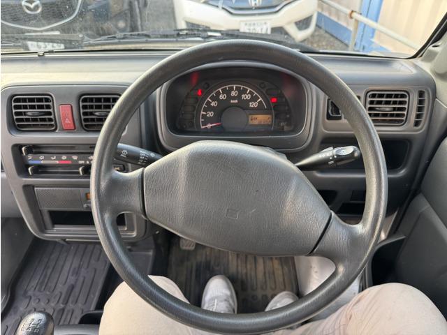 キャリイトラック ＫＣエアコン・パワステ　ＰＳ　５速フロアミッション　あおりプロテクター　荷台ゴムマット（29枚目）