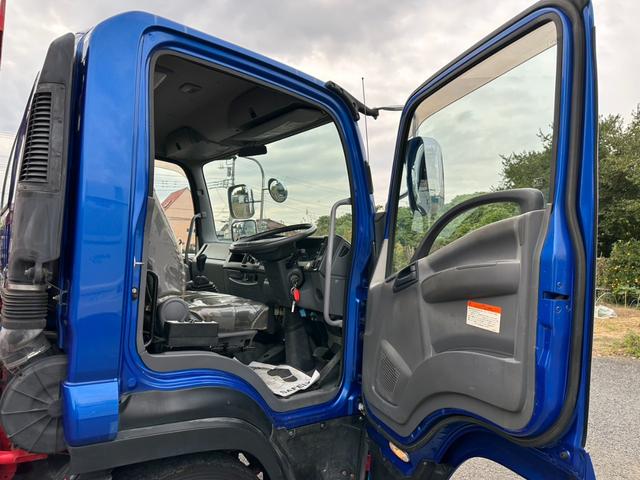 ISUZU FORWARD BASEGRADE