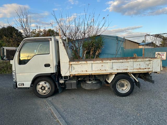 エルフトラック 3t ダンプ ワンオーナー 全低床 ETC スマートキー フロア6MT 後輪ダブル TKG-NKR85AD 4JJ1 3人乗り 最大積載量3000kg 長さ469cm 幅169cm 高さ198cm(17枚目)