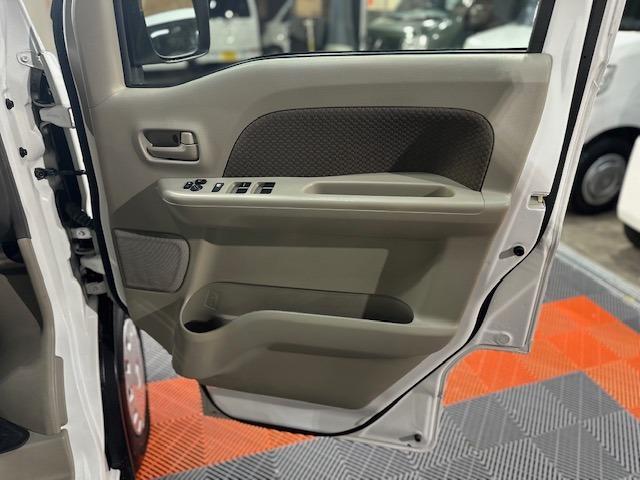エブリイ ジョイン　☆４速オートマ☆ナビ☆バックカメラ☆ＴＶ☆Ｂｌｕｅｔｏｏｔｈ☆リアヒーター☆電動格納ミラー☆パワーウインドウ☆キーレス☆プライバシーガラス☆禁煙車☆記録簿☆保証書☆取説（31枚目）