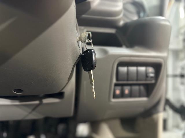 エブリイ ジョイン　☆４速オートマ☆ナビ☆バックカメラ☆ＴＶ☆Ｂｌｕｅｔｏｏｔｈ☆リアヒーター☆電動格納ミラー☆パワーウインドウ☆キーレス☆プライバシーガラス☆禁煙車☆記録簿☆保証書☆取説（45枚目）