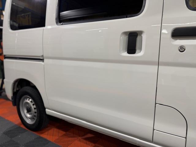 ハイゼットカーゴ ＤＸ　禁煙車・記録簿・４速オートマ・パワーウインドウ・キーレス・プライバシーガラス・荷室マット新品・両側スライドドア・フルフラットシート・保証書・取説（24枚目）