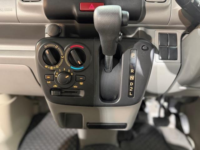エブリイ ＰＣ　ワンオーナー・禁煙車・記録簿・デュアルカメラブレーキサポート・４速オートマ・オートライト・パワーウインドウ・キーレス・プライバシーガラス・前後ドラレコ・保証書・取説（44枚目）