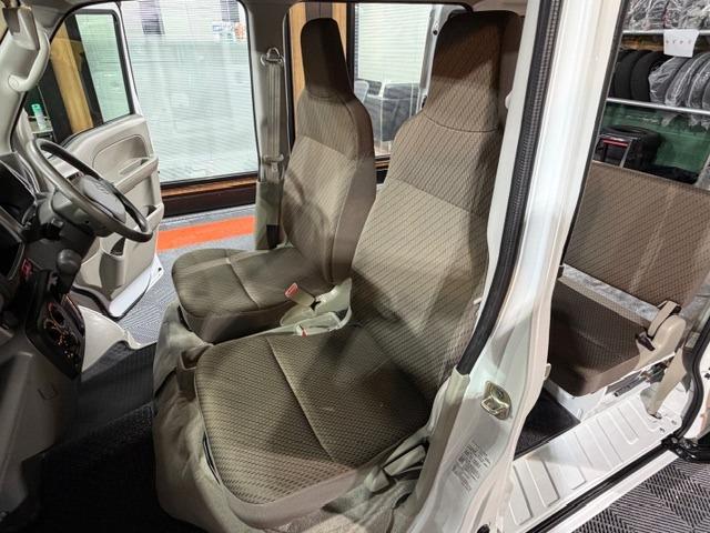 エブリイ ＰＣ　ワンオーナー・禁煙車・記録簿・４速オートマ・デュアルカメラブレーキサポート・衝突被害軽減ブレーキ・パワーウインドウ・キーレス・プライバシーガラス・保証書・取説（44枚目）