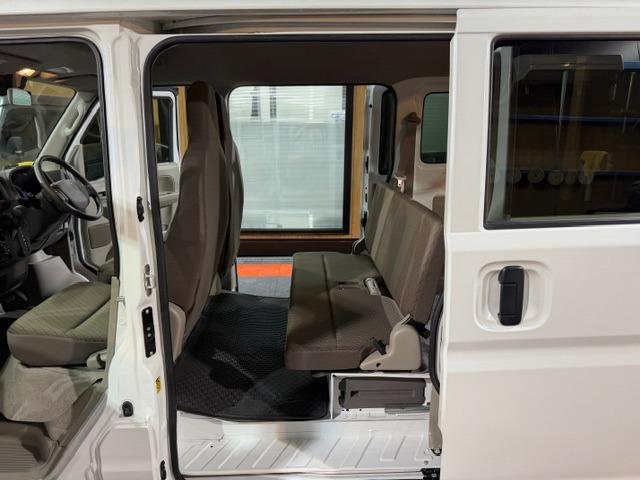 エブリイ ＰＣ　ワンオーナー・禁煙車・記録簿・４速オートマ・デュアルカメラブレーキサポート・衝突被害軽減ブレーキ・パワーウインドウ・キーレス・プライバシーガラス・保証書・取説（59枚目）