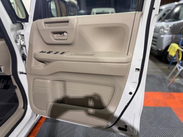Ｎ－ＢＯＸ Ｇホンダセンシング　ワンオーナー・禁煙車・記録簿・衝突被害軽減ブレーキ・アダプティブクルーズコントロール・ナビ・バックカメラ・Ｂｌｕｅｔｏｏｔｈ・プッシュスタート・電動格納ミラー・スマートキー・ＥＴＣ・保証書・取説（36枚目）