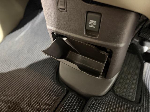 Ｎ－ＢＯＸ Ｇホンダセンシング　ワンオーナー・禁煙車・記録簿・衝突被害軽減ブレーキ・アダプティブクルーズコントロール・ナビ・バックカメラ・Ｂｌｕｅｔｏｏｔｈ・プッシュスタート・電動格納ミラー・スマートキー・ＥＴＣ・保証書・取説（56枚目）