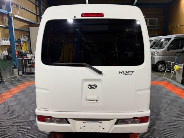 ハイゼットカーゴ ＤＸ　ＳＡＩＩＩ　ワンオーナー・禁煙車・記録簿・衝突被害軽減ブレーキ・パートタイム４ＷＤ・４速オートマ・パワーウインドウ・キーレス・プライバシーガラス・保証書・取説（29枚目）