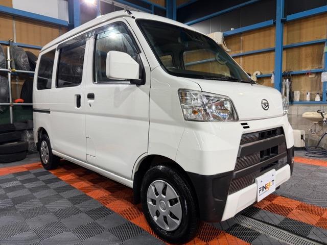 ハイゼットカーゴ クルーズＳＡＩＩＩ　ビジネスパッケージ・ワンオーナー・禁煙車・記録簿・ナビ・バックカメラ・電動格納ミラー・パワーウインドウ・キーレス・プライバシーガラス・保証書・取説（5枚目）
