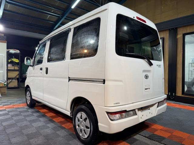 ハイゼットカーゴ クルーズＳＡＩＩＩ　ビジネスパッケージ・ワンオーナー・禁煙車・記録簿・ナビ・バックカメラ・電動格納ミラー・パワーウインドウ・キーレス・プライバシーガラス・保証書・取説（13枚目）