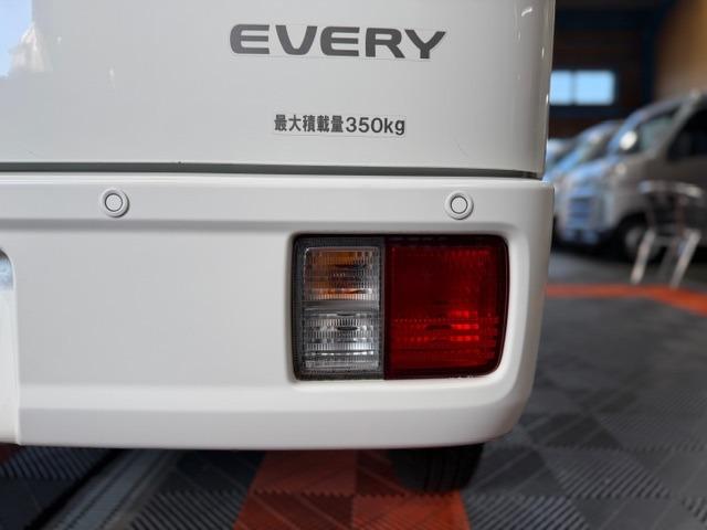 エブリイ ＰＡリミテッド　デュアルカメラブレーキサポート・ワンオーナー・禁煙車・記録簿・デュアルカメラブレーキサポート・ナビ・Ｂｌｕｅｔｏｏｔｈ・キーレス・プライバシーガラス・オーバーヘッドコンソール・保証書・取説（21枚目）