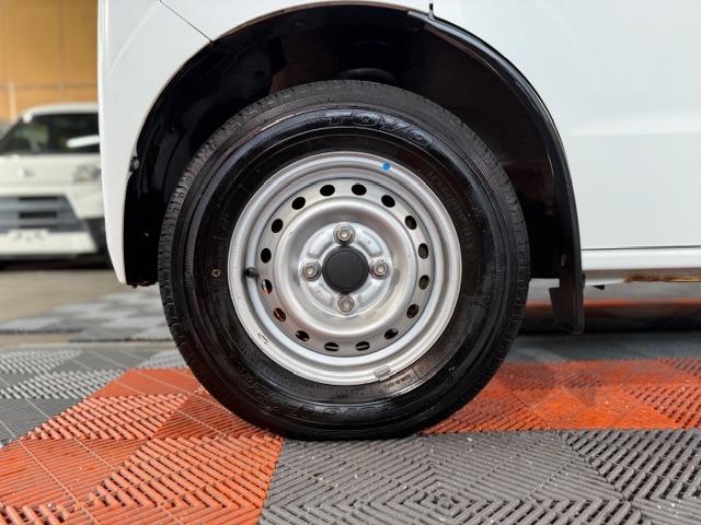 NV100クリッパーバン DX ワンオーナー・禁煙車・記録簿・パートタイム4WD・走行2万キロ・2nd発進・フルフラット・ETC・保証書・取説(31枚目)