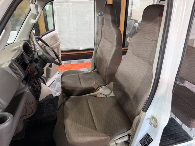 NV100クリッパーバン DX ワンオーナー・禁煙車・記録簿・パートタイム4WD・走行2万キロ・2nd発進・フルフラット・ETC・保証書・取説(42枚目)